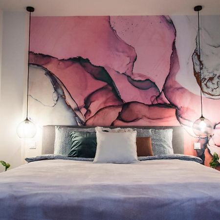 Danubio****2 Bedrooms-Be In The Center Of It All! Budapest Extérieur photo